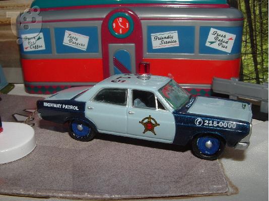PoulaTo: 1967 Ford Fairlane Aurora County Highway Patrol, Johnny Lightning